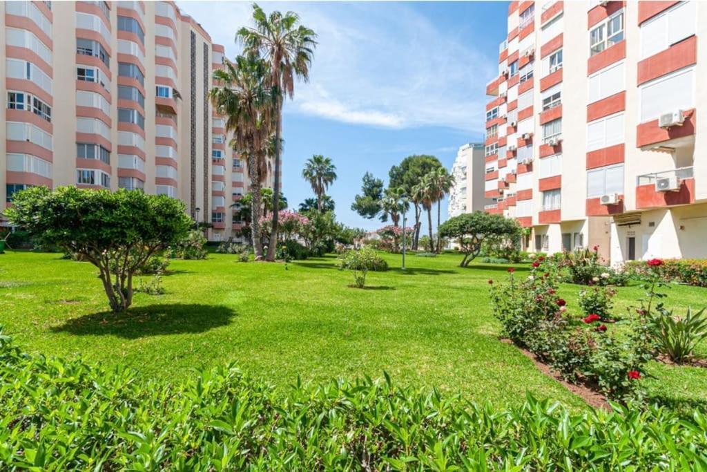 Beachfront Apartment Madrid 709 Torrox Exterior foto